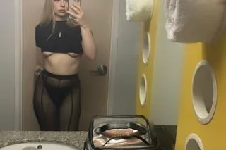 Cum make me Cum😍 Sweet🍒 And Wet 💦 Petite Blonde😘 - Image 7